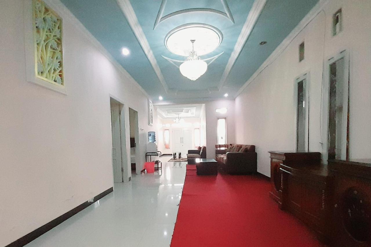 Reddoorz Syariah Near Komplek Candi Arjuna Dieng 2 Diyeng Extérieur photo